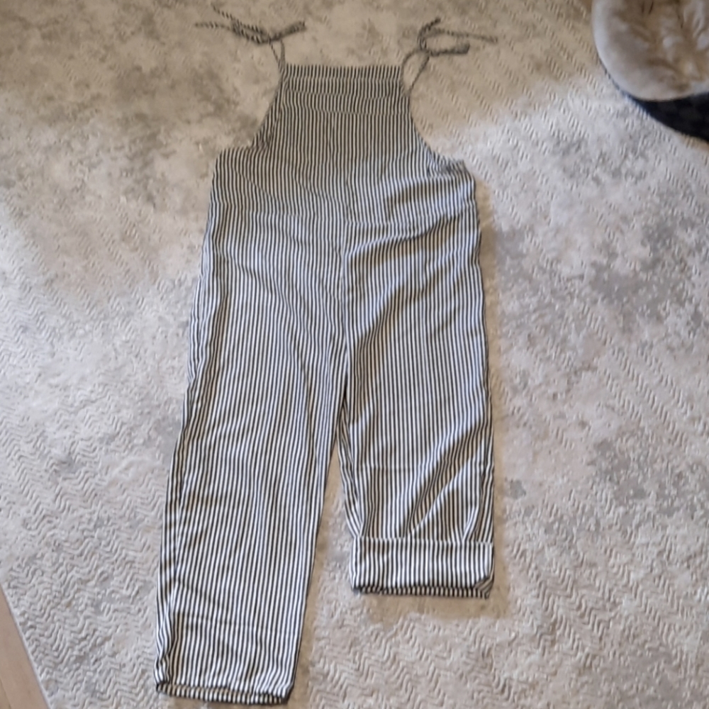 XL Grey & White Romper